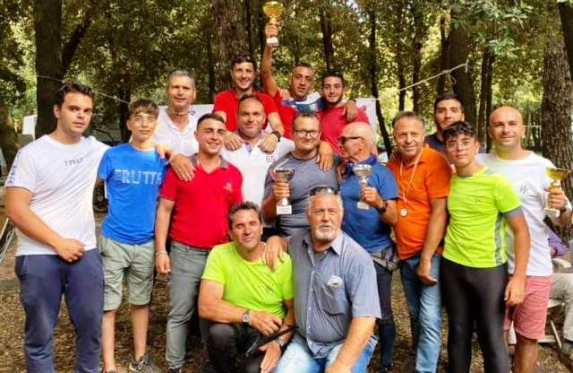 I cavalieri niscemesi di "Amici del bosco" in sella alla "Etna Endurance event" di Nicolosi 